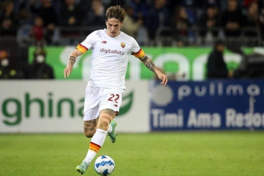 Zaniolo in campo contro il Cagliari (As Roma via Getty Images)