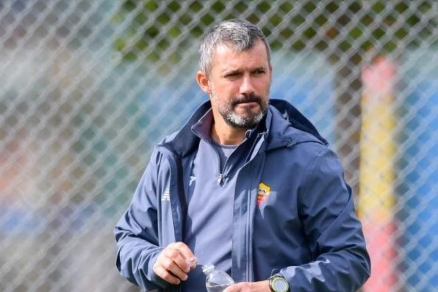 Il tecnico delle giallorosse Alessandro Spugna (AS Roma via Getty Images)