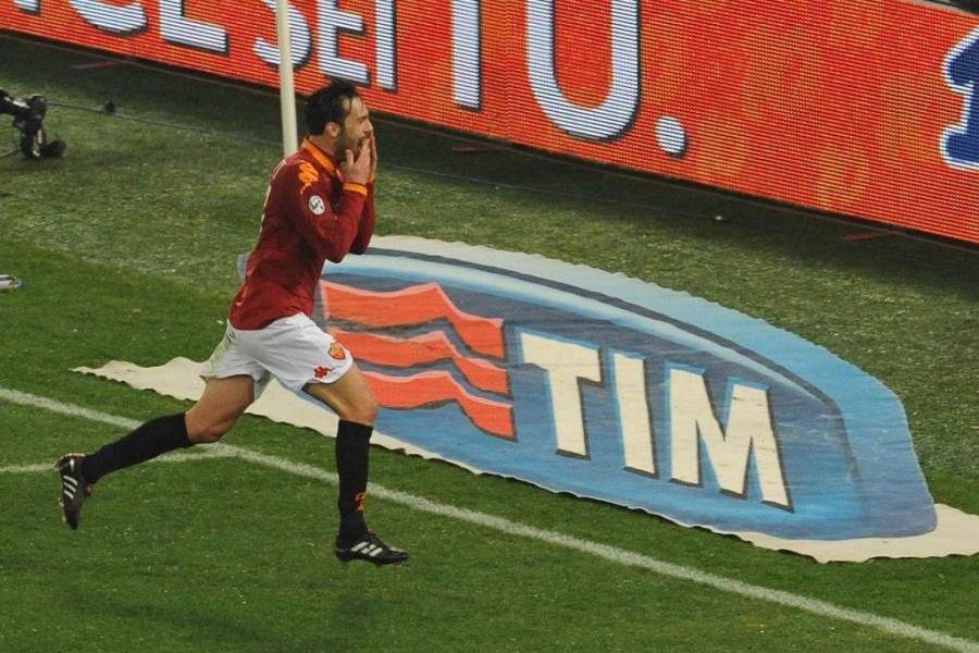 Cassetti dopo il gol decisivo nel derby del 6 dicembre 2009 (© Getty Images)