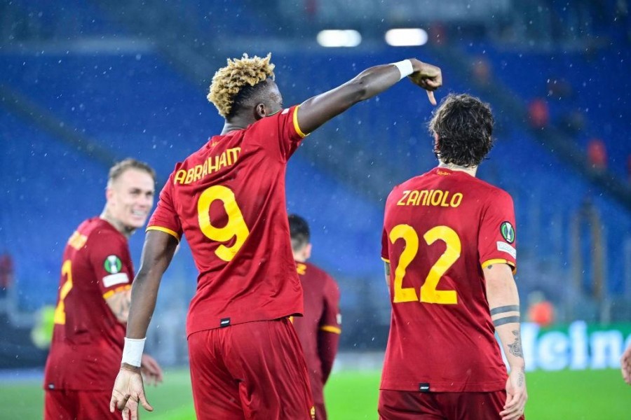 Zaniolo ed Abraham contro lo Zorya (As Roma via Getty Images)