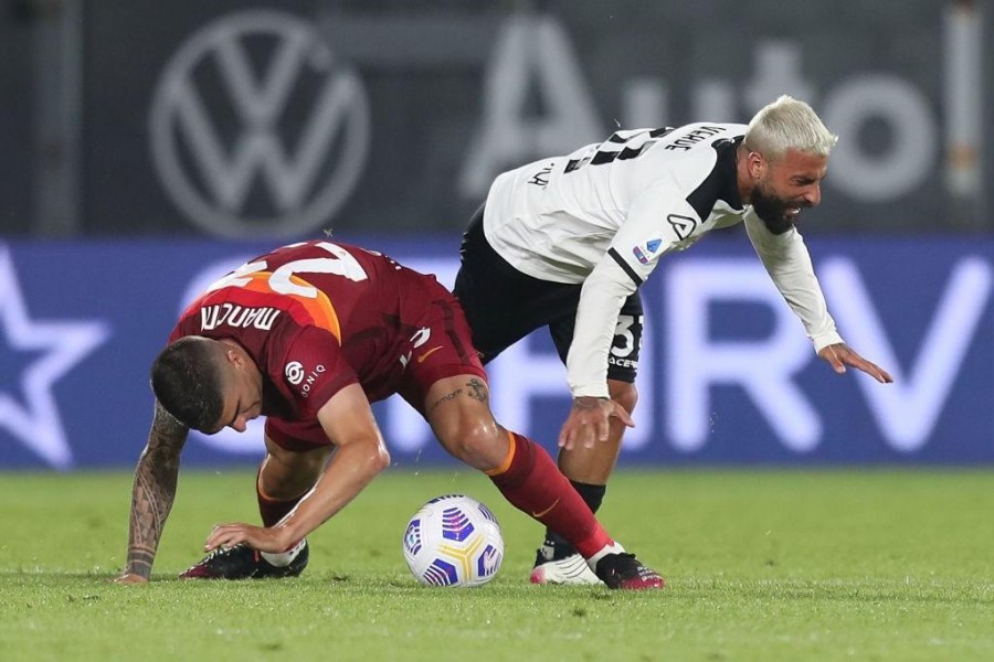 Daniele Verde in azione contro la Roma