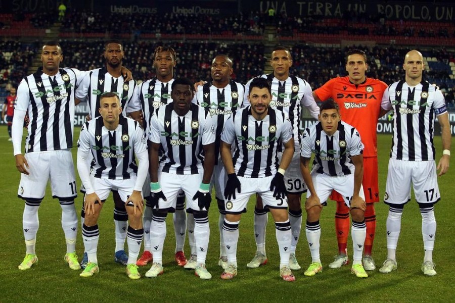 La formazione titolare dell'Udinese contro il Cagliari (Photo by Enrico Locci/Getty Images)