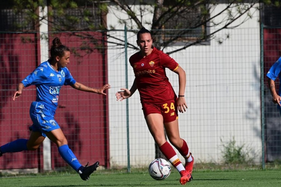 Corelli in azione con la maglia giallorossa