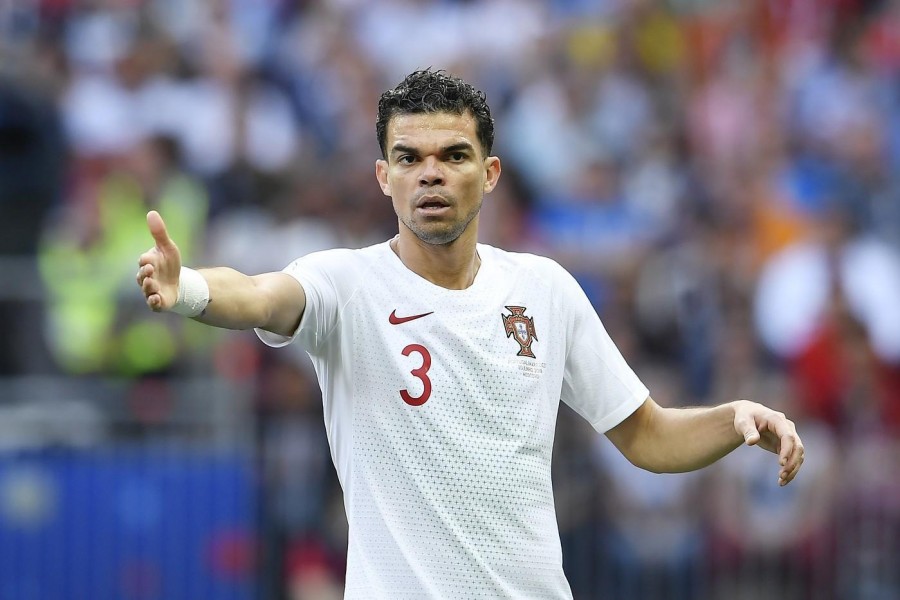 Pepe con la maglia del Portogallo, di LaPresse