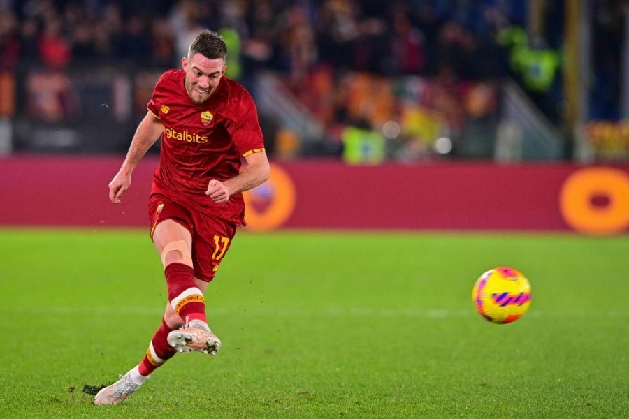 Veretout in campo all'Olimpico (As Roma via Getty Images)