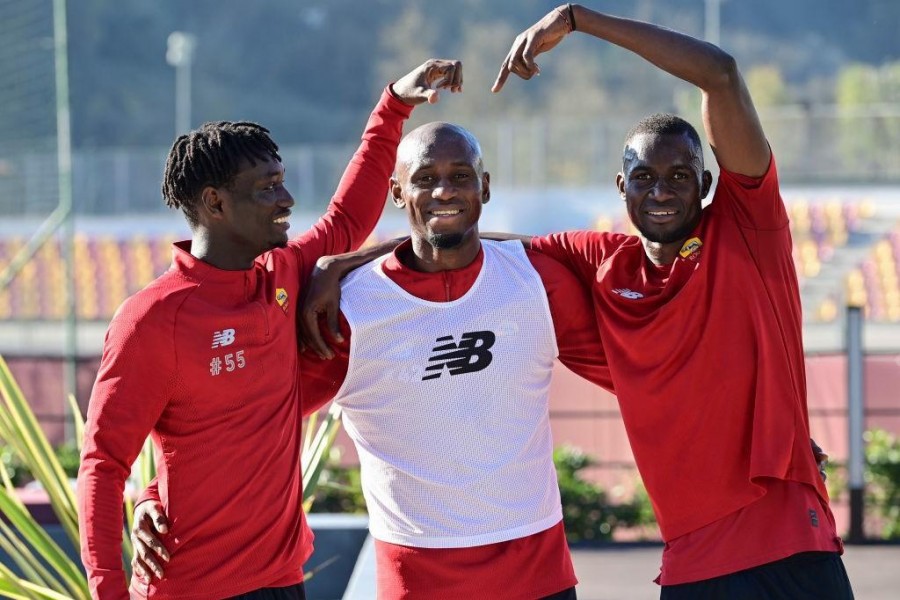 Ebrima Darboe, Amadou Diawara e Maissa Ndiaye a Trigoria (Getty Images)