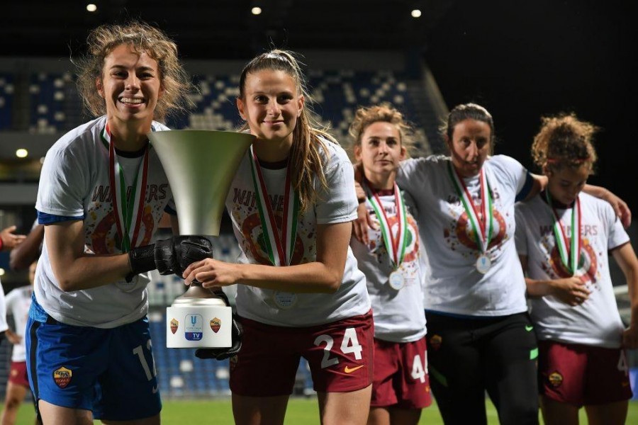 Camelia Ceasar festeggia la vittoria in Coppa Italia (Getty Images)