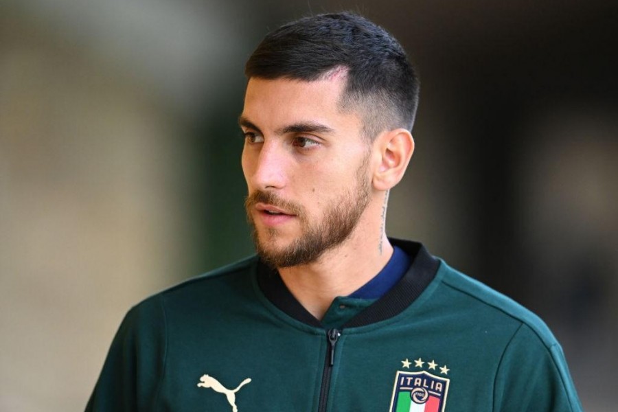 Lorenzo Pellegrini con la maglia d'allenamento della Nazionale (Getty Images)