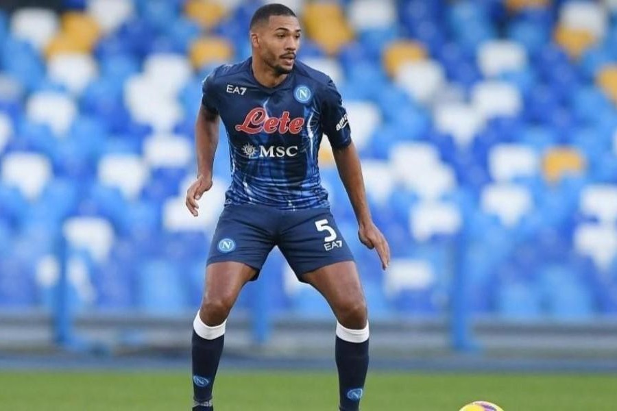 Juan Jesus in campo con la maglia del Napoli (Getty Images)