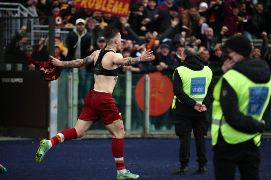 La corsa di Zaniolo sotto la Sud dopo il gol al Genoa, poi annullato, di Mancini