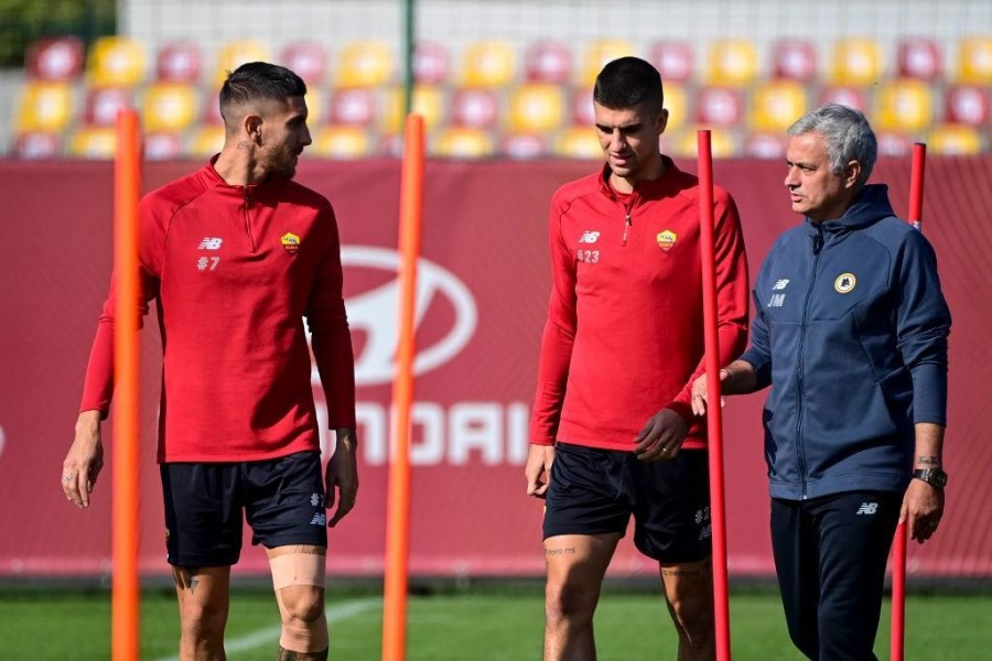 Pellegrini a Trigoria con Mancini e Mourinho (As Roma via Getty Images)