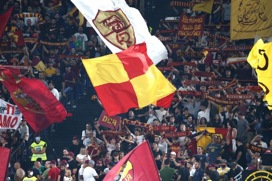 La Curva Sud romanista all'Olimpico, di Mancini