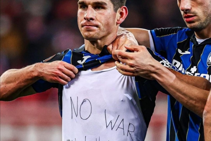 Il messaggio di pace di Malinovskyi dopo il gol in Europa League (Foto dal profilo Instagram @Malinovskyi_18)
