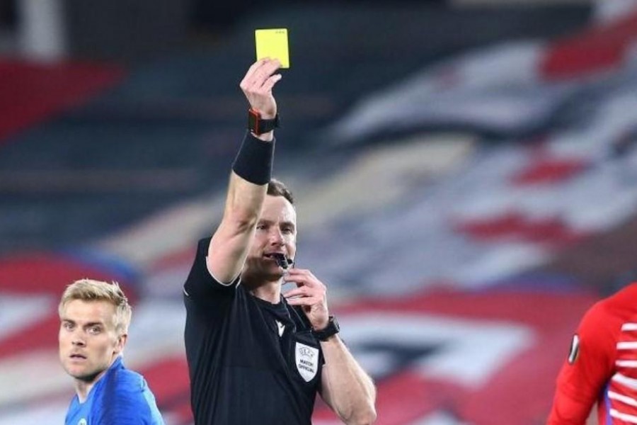 L'arbitro polacco  Raczkowski  (Getty Images)