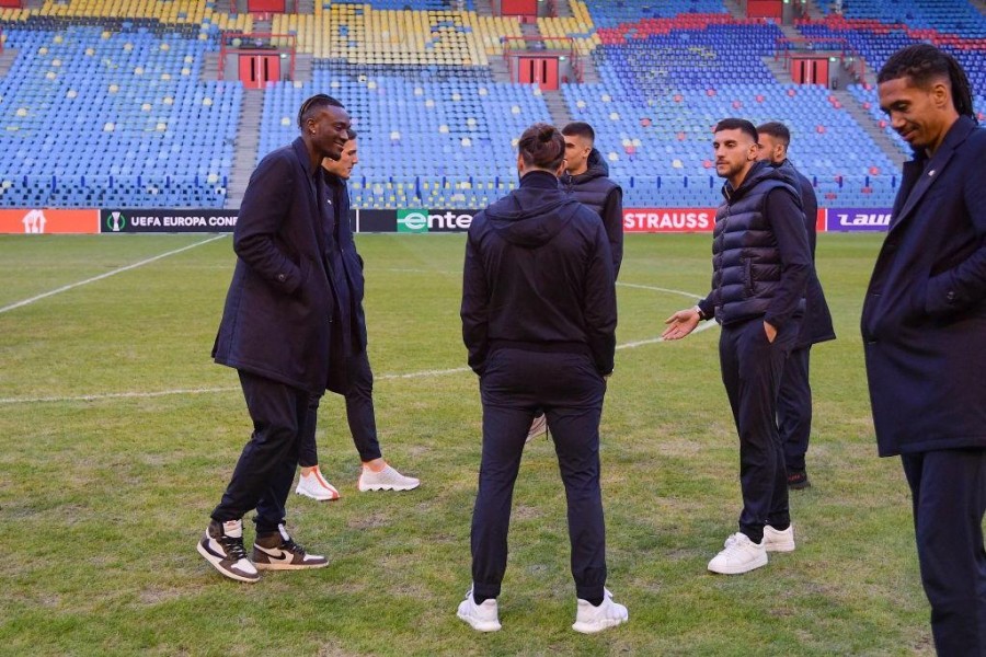 La Roma sul campo del Vitesse (As Roma via Getty Images)