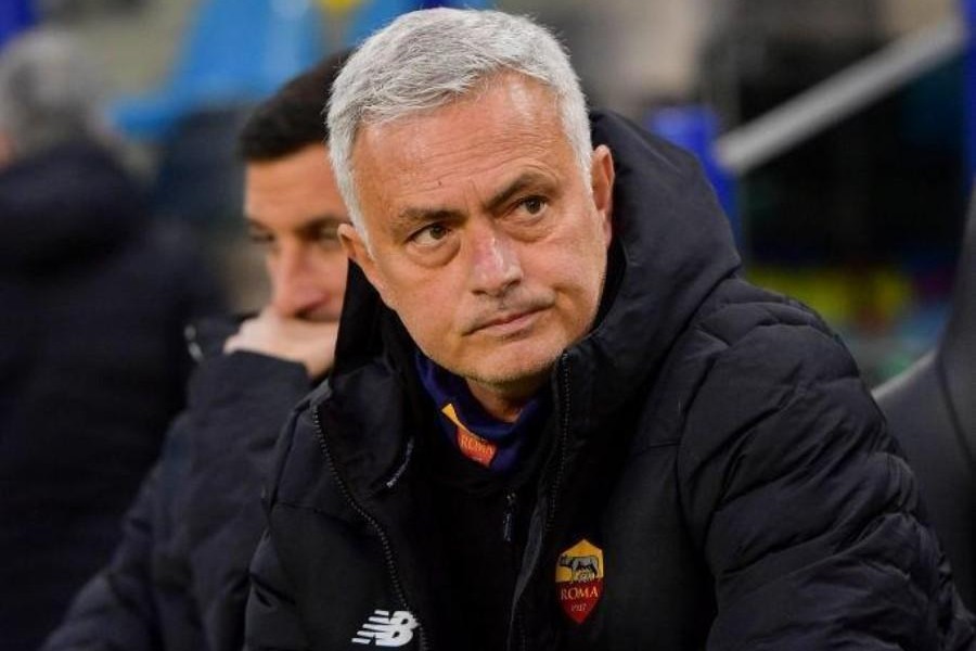 Mourinho nel match d'andata contro il Vitesse (AS Roma via Getty Images)