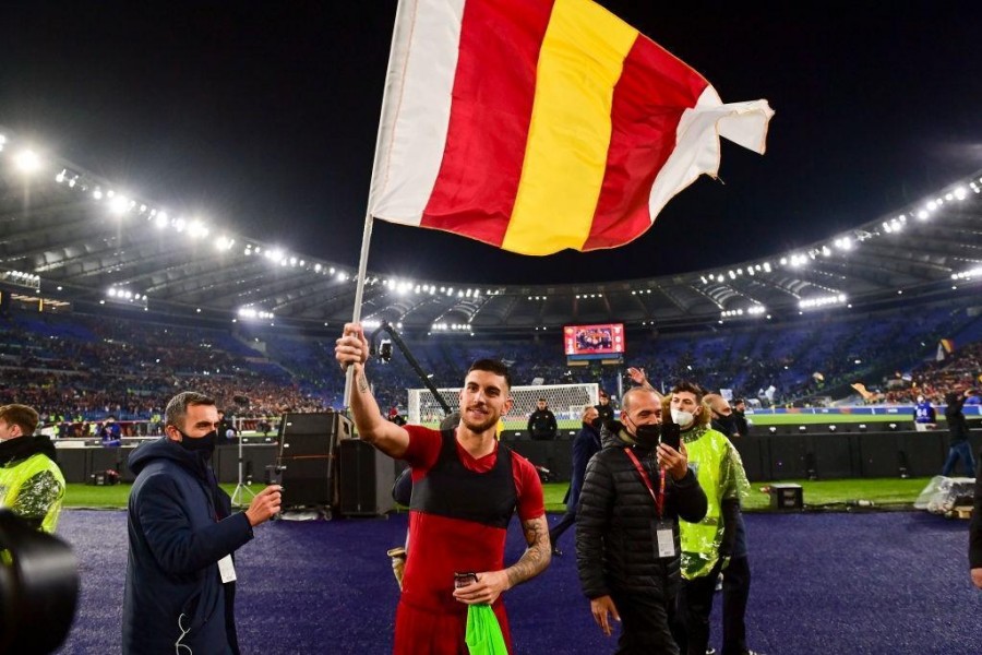 Lorenzo Pellegrini festeggia dopo la vittoria del derby (AS Roma via Getty Images)