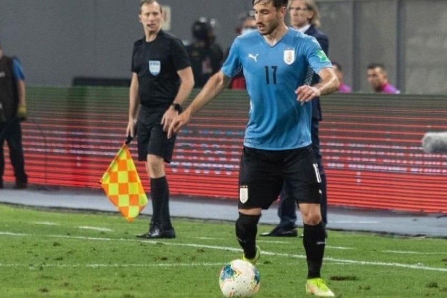 Viña con la maglia dell'Uruguay