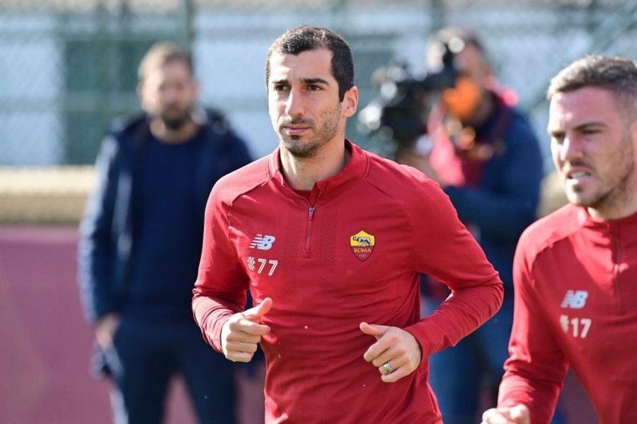 Mkhitaryan in allenamento a Trigoria (As Roma via Getty Images)