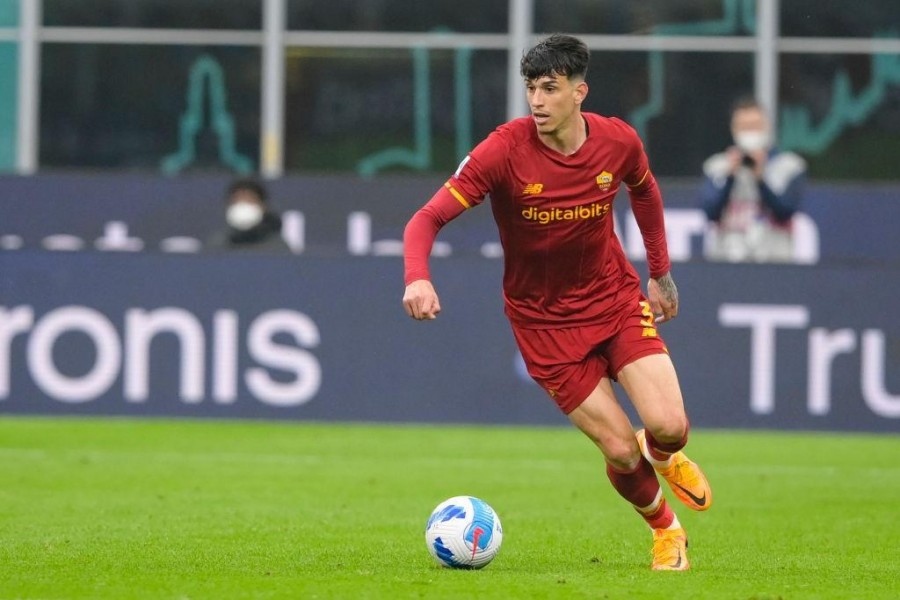 Il difensore centrale Roger Ibanez (AS Roma via Getty Images)