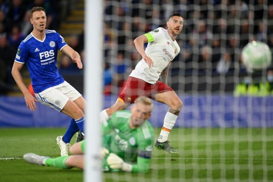 Lorenzo Pellegrini al momento dell'1-0 contro il Leicester (Getty Images)