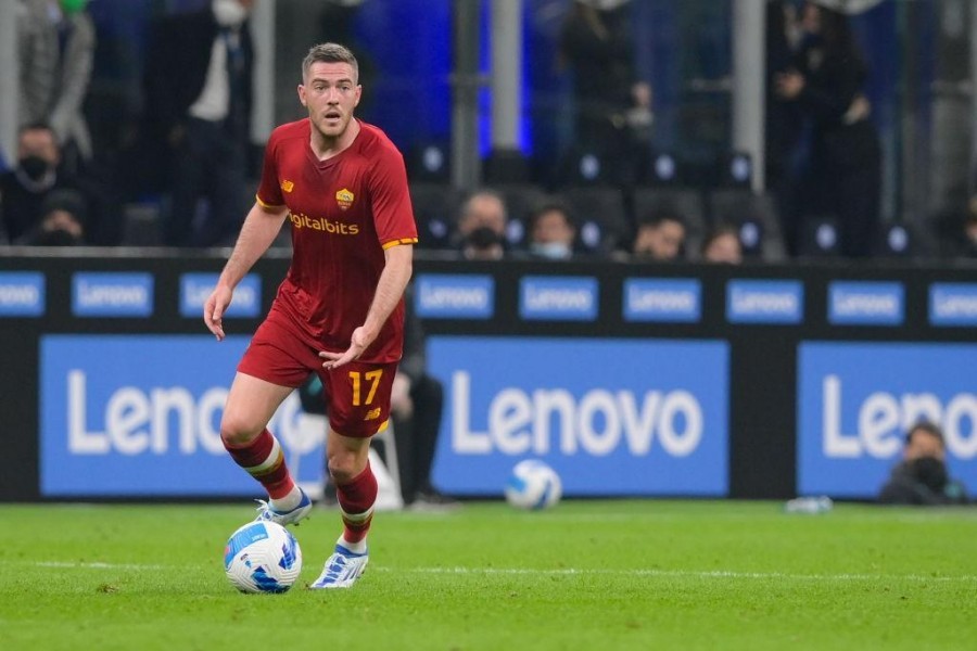 Veretout in campo a San Siro contro l'Inter (As Roma via Getty Images)