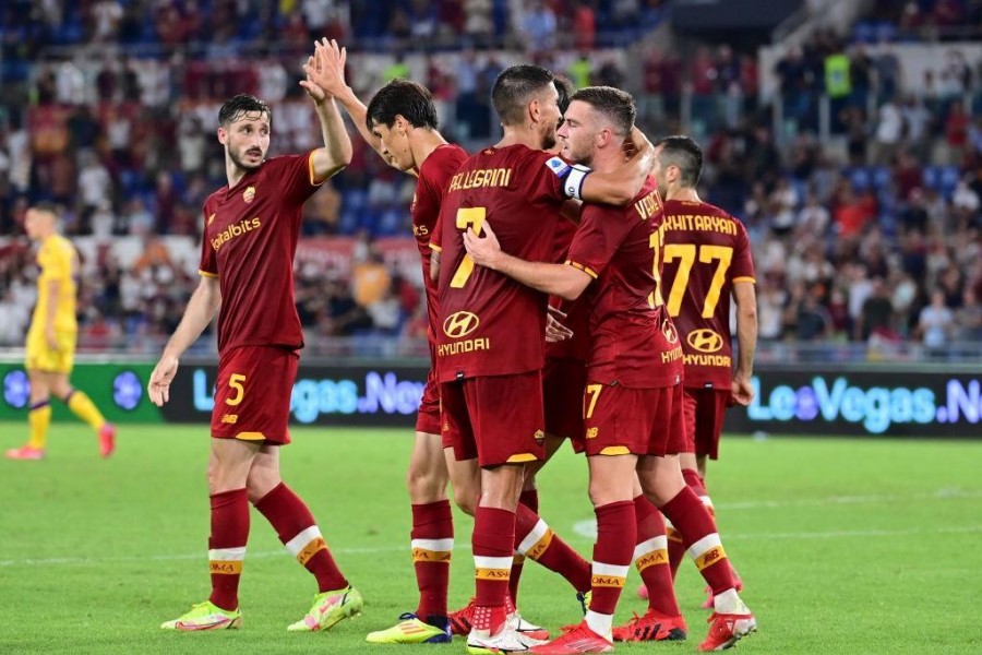 Un'immagine dalla vittoria della Roma nell'andata contro la Viola (As Roma via Getty Images)