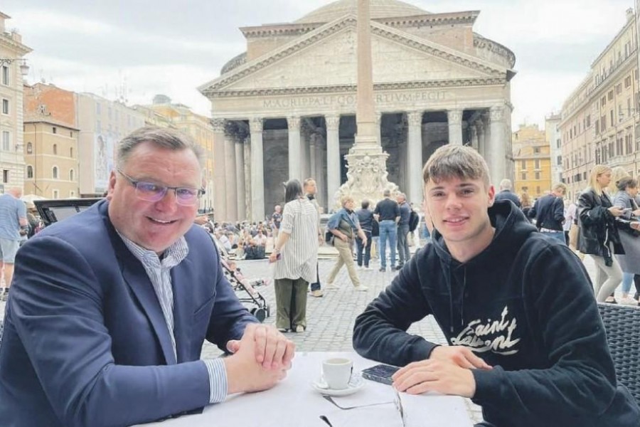 Il commissario tecnico della Polonia Czeslaw Michniewicz, venerdì al Pantheon con Zalewski