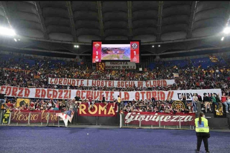 Curva Sud (As Roma via Getty Images)