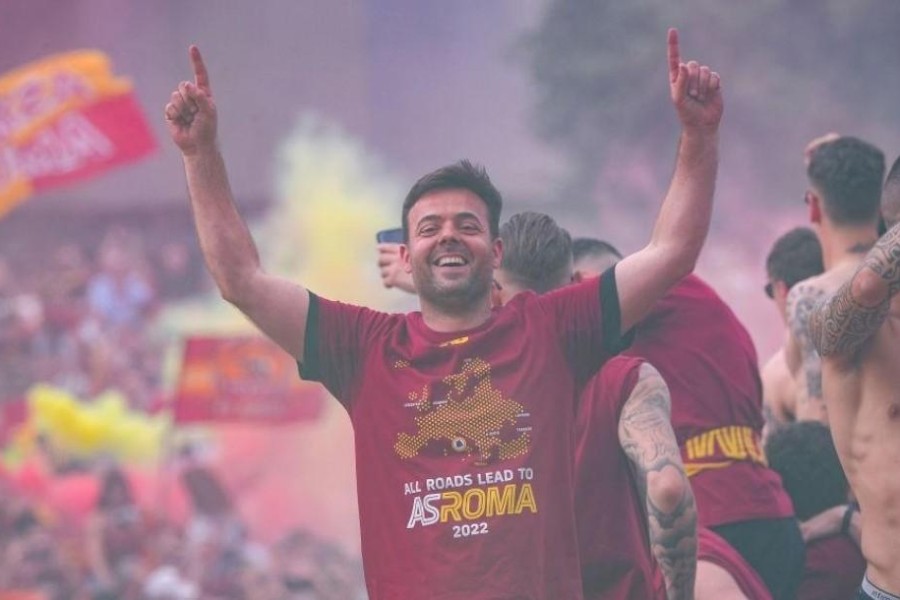 Tiago Pinto durante i festeggi per la vittoria della Conference League (As Roma via Getty Images)