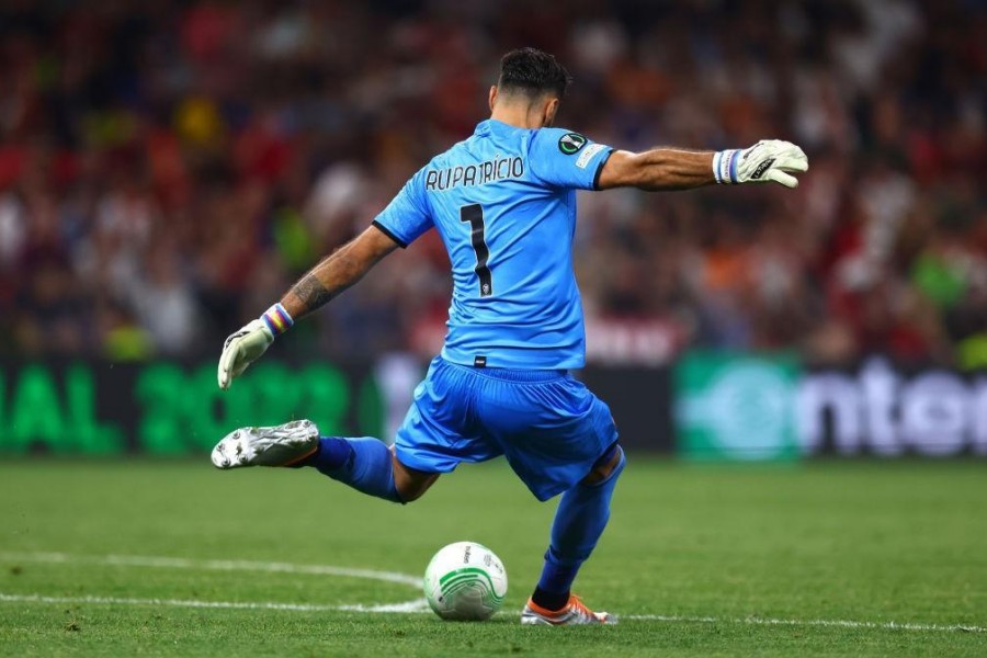 Rui Patricio nella finale di Conference League a Tirana (As Roma via Getty Images)