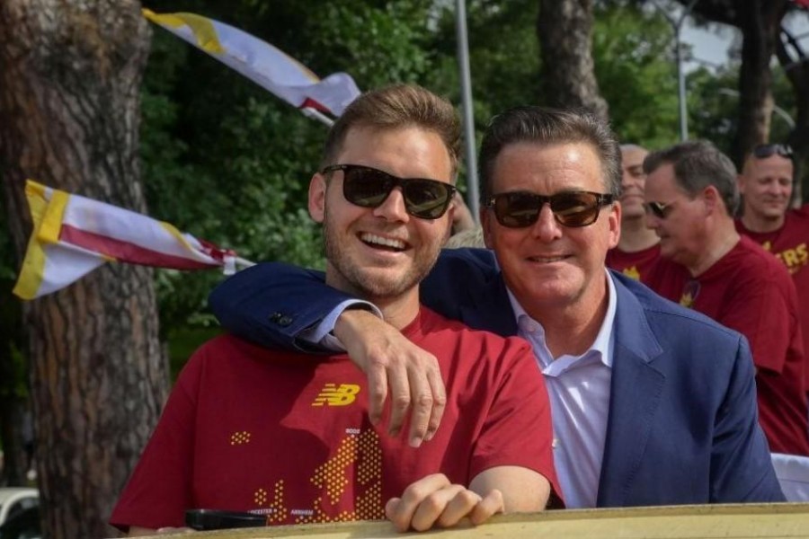 Dan e Ryan Friedkin durante i festeggiamenti della Conference League (As Roma via Getty Images)