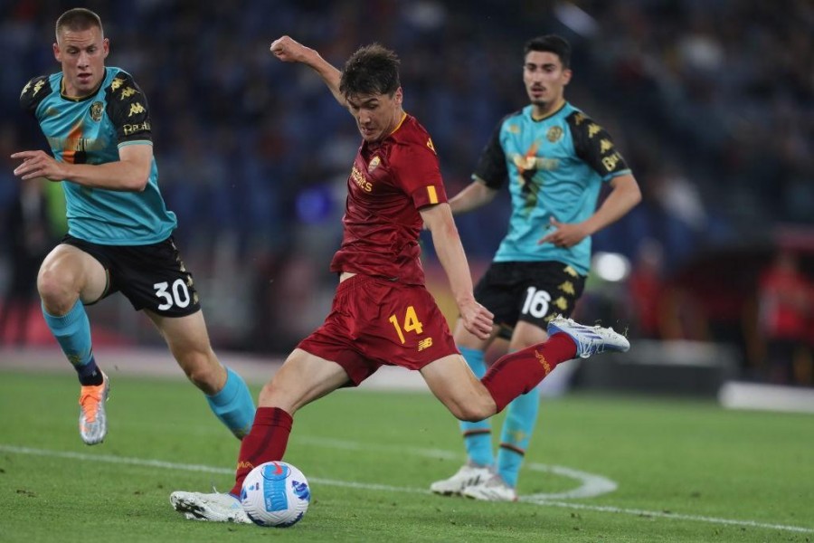 Il gol di Shomurodov contro il Venezia (As Roma via Getty Images)