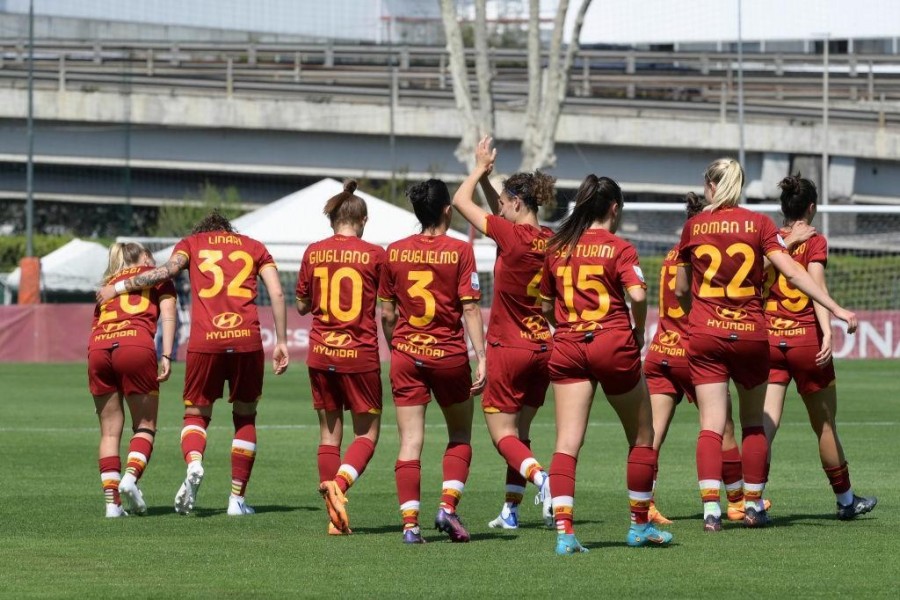 La Roma femminile, che quest'anno prenderà parte alla Women's Champions League (As Roma via Getty Images)