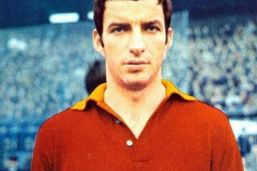 A picture of Taccola with Roma's shirt