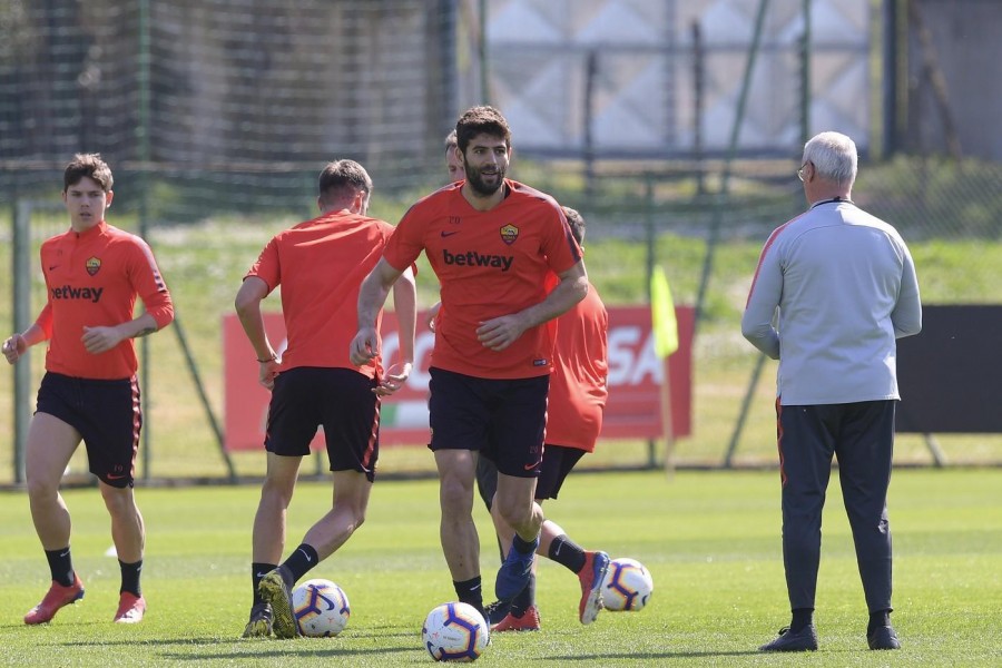 Ranieri osserva l'allenamento, di LaPresse