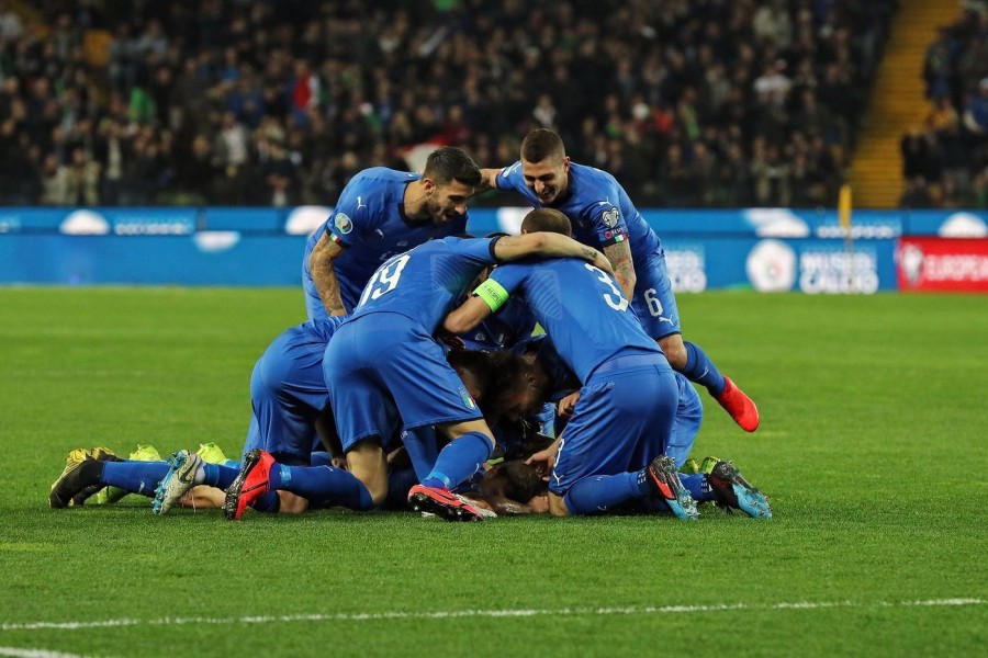 L'esultanza degli azzurri dopo il gol alla Finlandia, di LaPresse