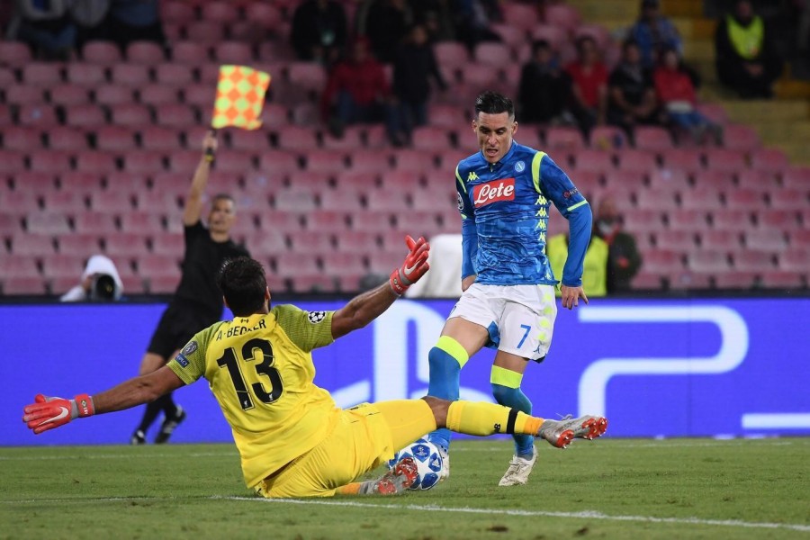 Alisson durante Napoli-Liverpool, di LaPresse