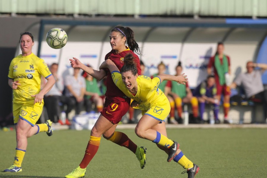 Maria Zecca in campo contro il Chievo, di LaPresse