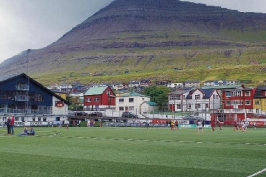 Il Við Djúpumýrar, stadio del KÍ Klaksvík, alle Isole Far Oer