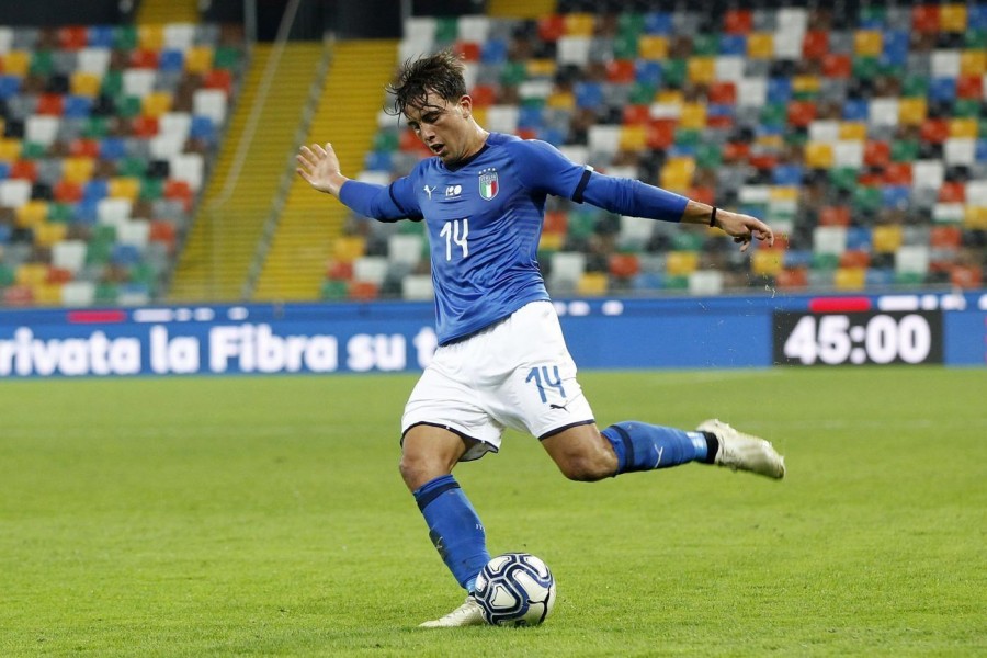 Luca Pellegrini con la maglia dell'Italia, di LaPresse