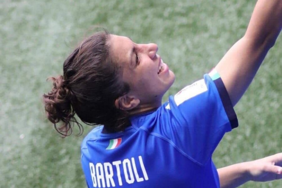 Elisa Bartoli con la maglia della Nazionale