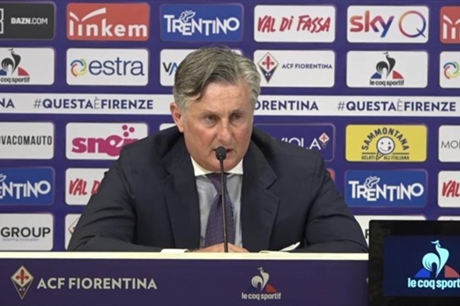 Daniele Pradè nella conferenza stampa di presentazione alla Fiorentina