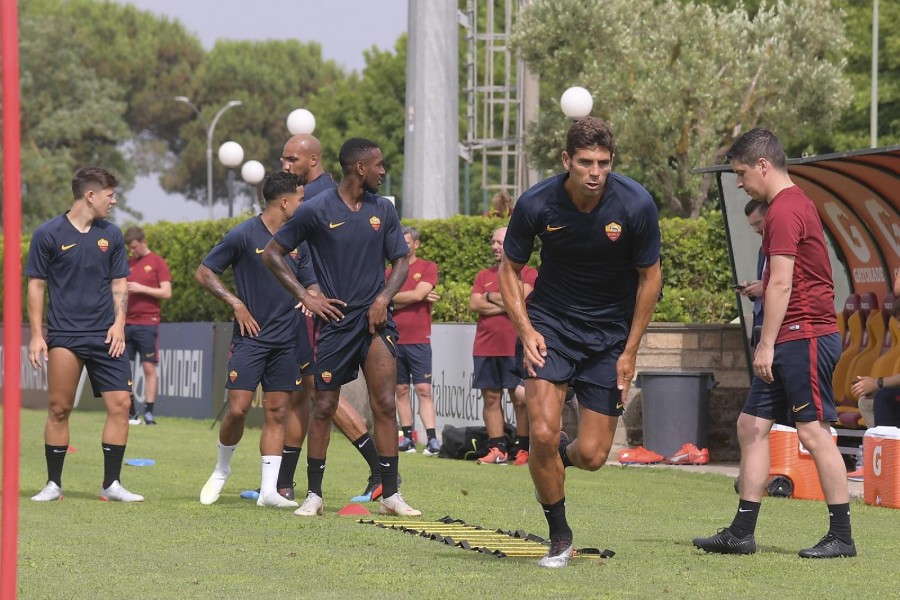 I giallorossi a lavoro a Trigoria, di LaPresse