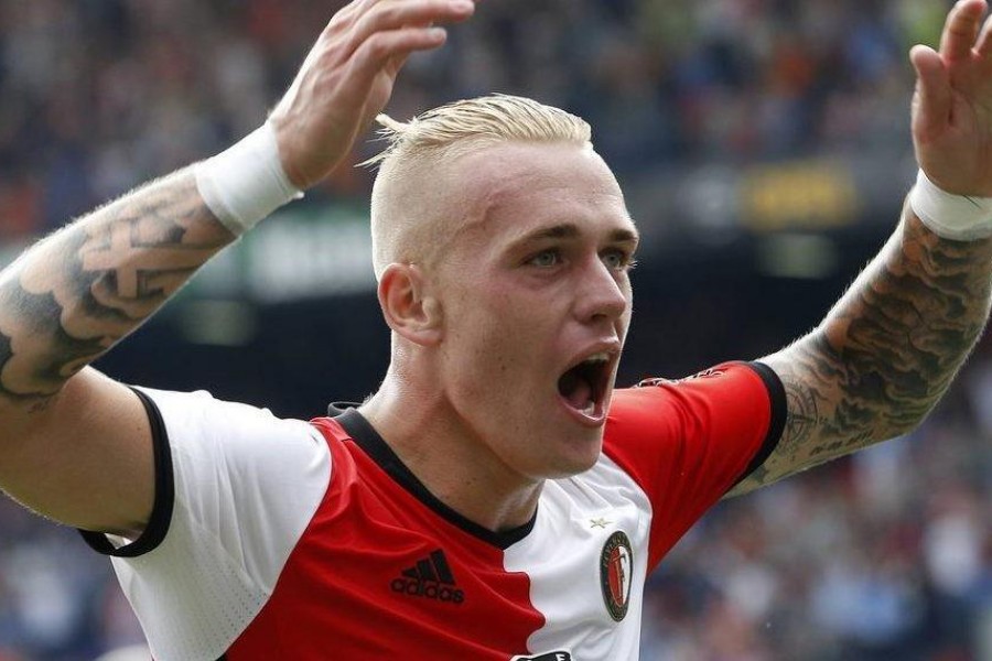 Karsdorp durante la sua prima esperienza al Feyenoord