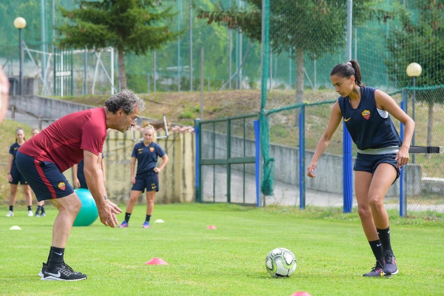 Andressa in allenamento a Norcia, di LaPresse