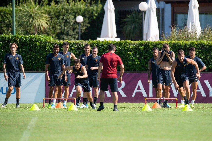 I giallorossi a lavoro a Trigoria, di LaPresse