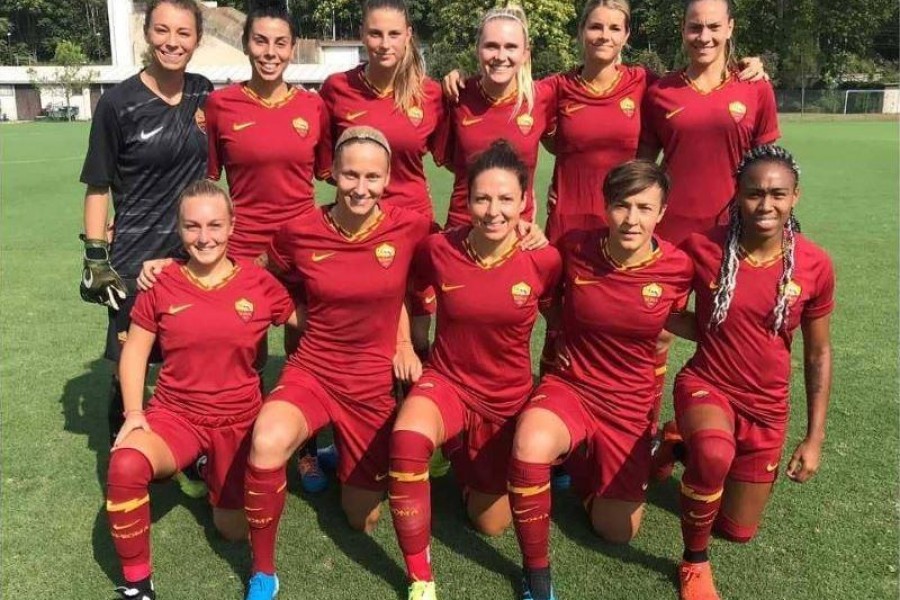 La squadra scesa in campo dal 1' al Giulio Onesti (Foto Twitter AS Roma Femminile)