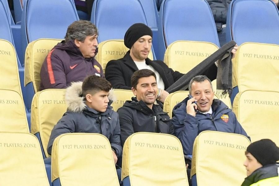 David Pizarro in tribuna allo stadio Olimpico, di LaPresse