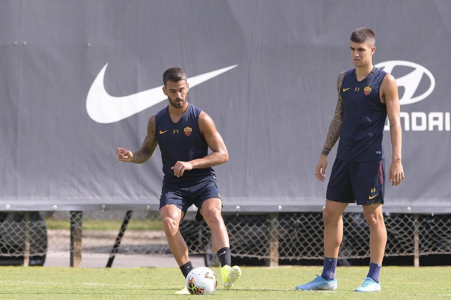 Spinazzola e Mancini in campo a Trigoria, di LaPresse